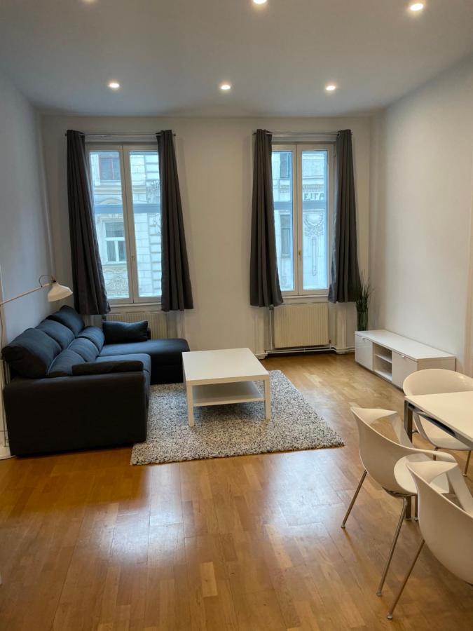 100M2 Apartment Naehe 1010 Wien Dış mekan fotoğraf