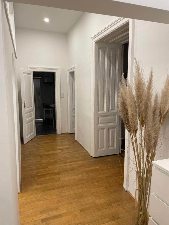 100M2 Apartment Naehe 1010 Wien Dış mekan fotoğraf
